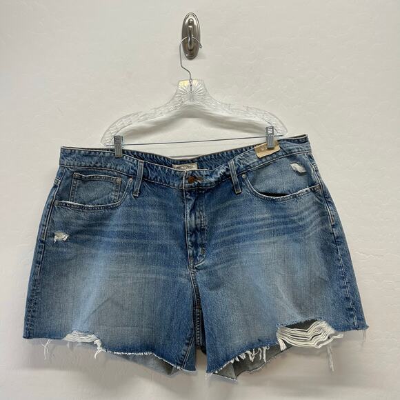 NWT Madewell Plus Curvy Relaxed Mid-Length Denim Shorts in Brockport Wash 22 - Picture 2 of 5